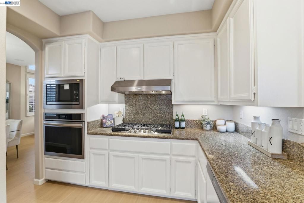 Image 11 of property listing at 690 kraftile Ct., Fremont, CA 94536