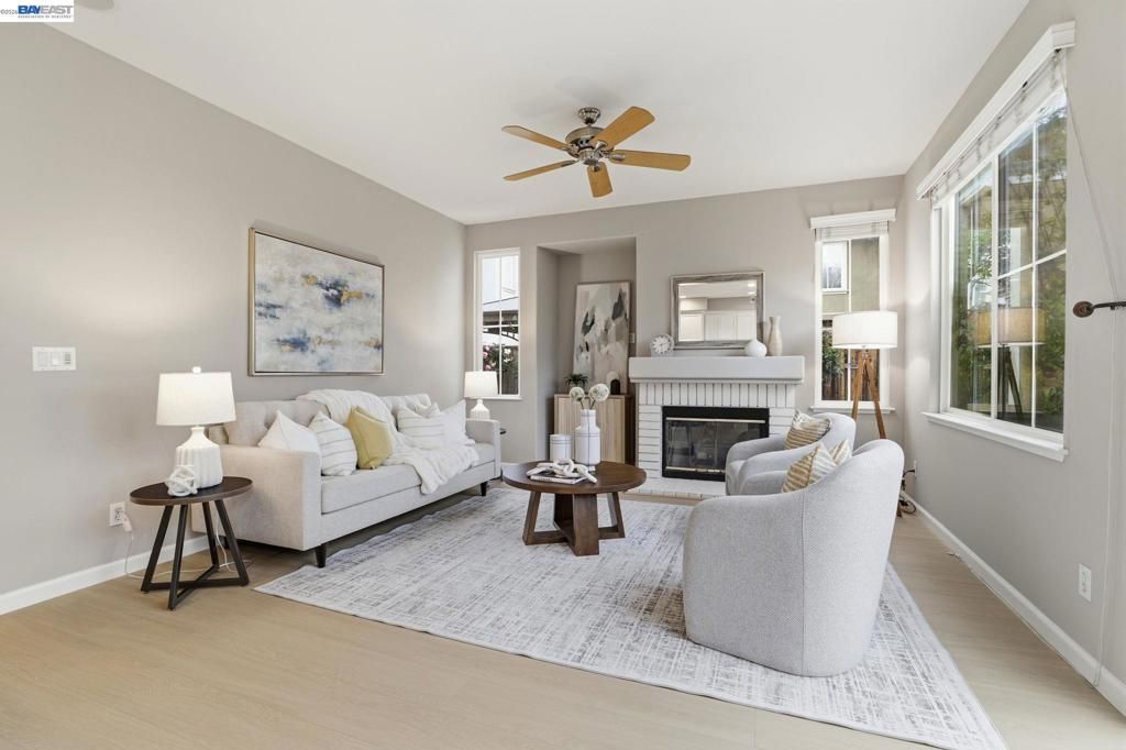 Image 13 of property listing at 690 kraftile Ct., Fremont, CA 94536