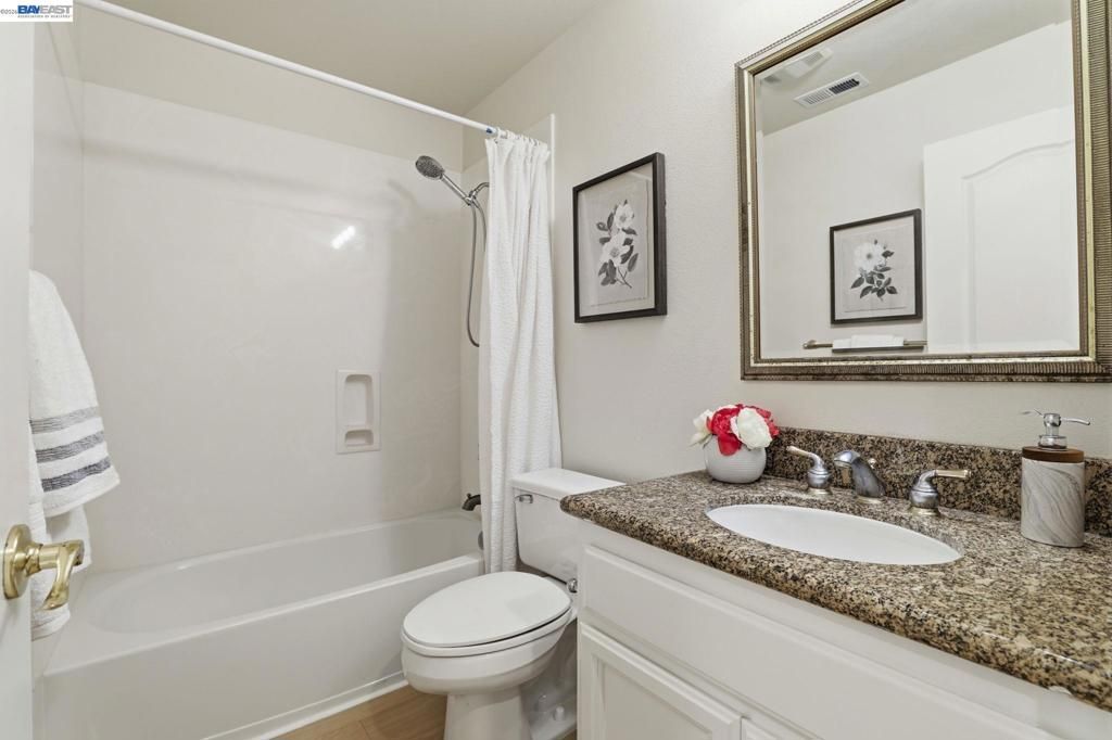 Image 16 of property listing at 690 kraftile Ct., Fremont, CA 94536