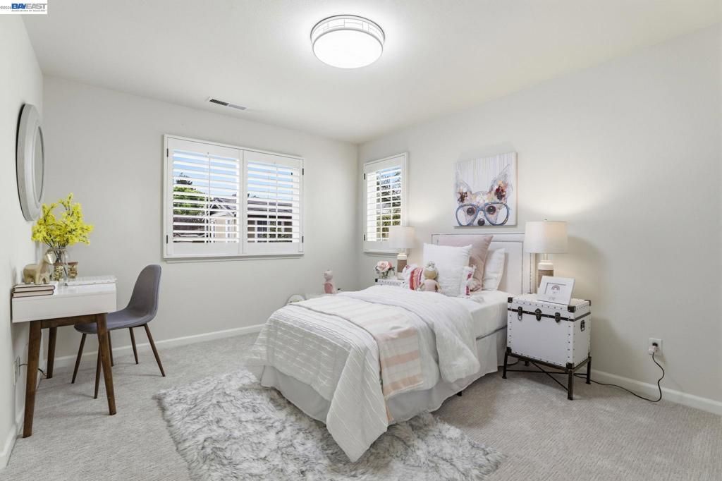 Image 18 of property listing at 690 kraftile Ct., Fremont, CA 94536