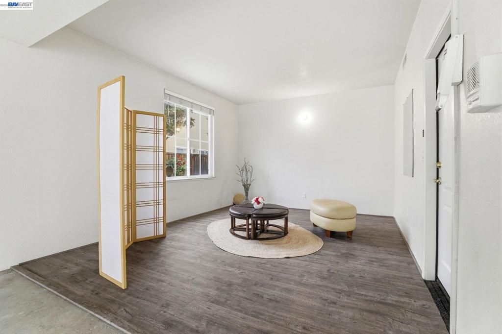 Image 29 of property listing at 690 kraftile Ct., Fremont, CA 94536