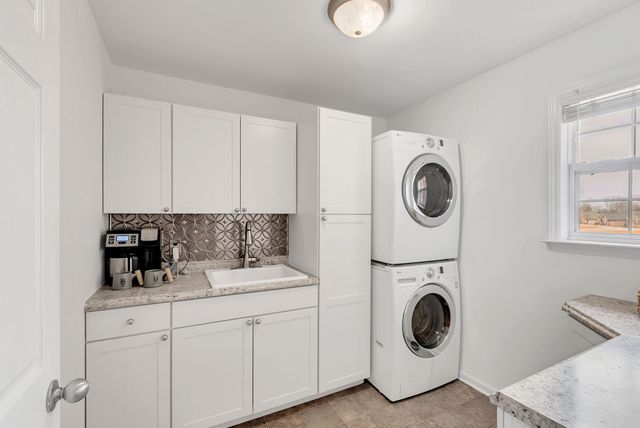 1960 Lasea Rd, Spring Hill, TN 37174