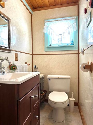 1 Brook Street, Rochester, NH 03867