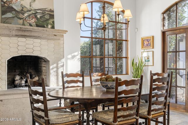 4441 E MADEROS DEL CUENTA Drive, Paradise Valley, AZ 85253