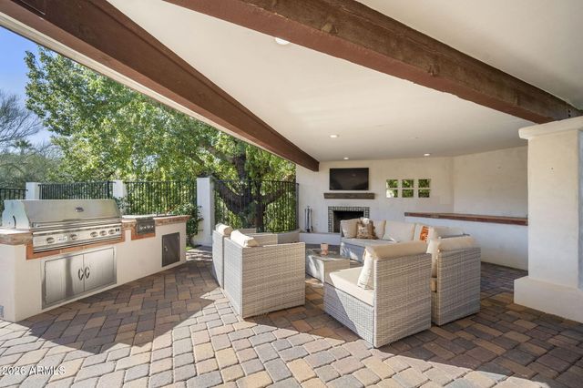 4441 E MADEROS DEL CUENTA Drive, Paradise Valley, AZ 85253