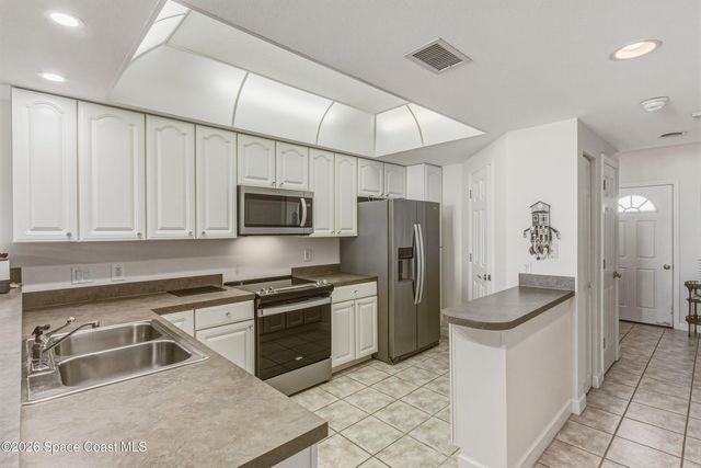 50 11th Avenue 302, Indialantic, FL 32903