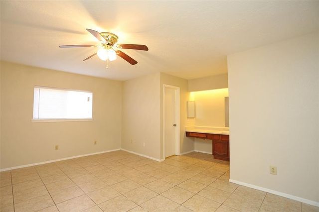 17510 Heritage Creek Court, Webster, TX 77598