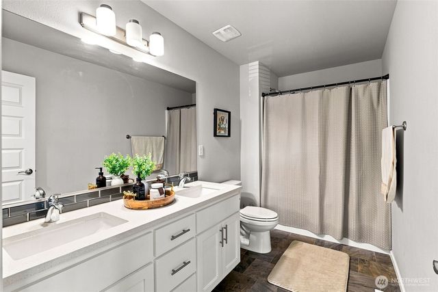 5209 Oystercatcher Lane NE, Olympia, WA 98516