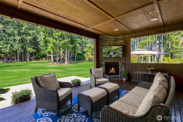 5209 Oystercatcher Lane NE, Olympia, WA 98516