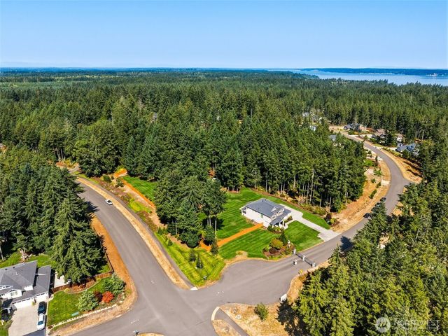 5209 Oystercatcher Lane NE, Olympia, WA 98516