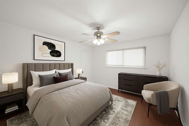 9538 Skyline Drive, Houston, TX 77063