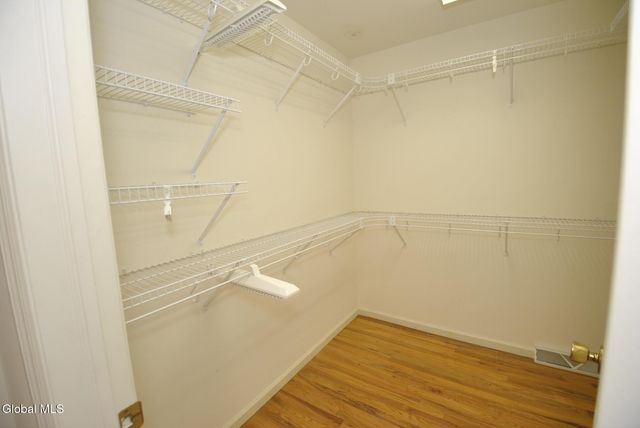 19 Dogwood Lane, Colonie, NY 12211