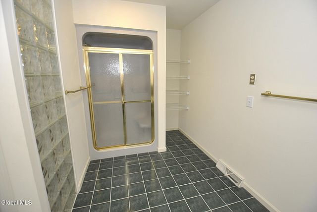 19 Dogwood Lane, Colonie, NY 12211