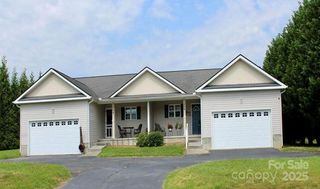50 Duncan Road, Flat Rock, NC 28731