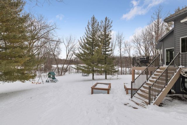 9125 Abbywood Road, Chaska, MN 55318