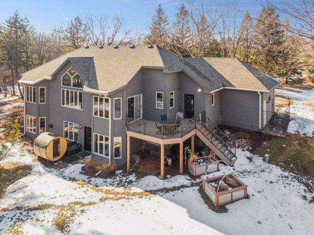 9125 Abbywood Road, Chaska, MN 55318
