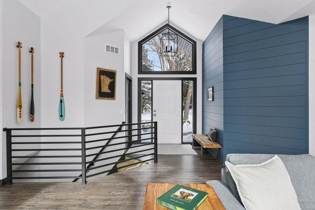 9125 Abbywood Road, Chaska, MN 55318