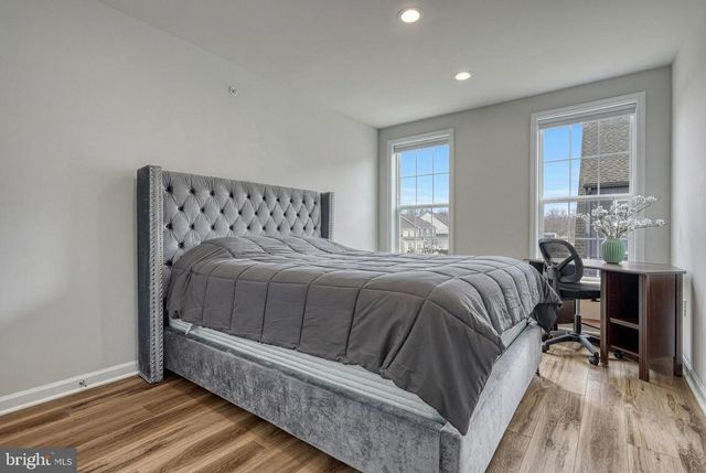 1340 STATION HOUSE LN, Mechanicsburg, PA 17055