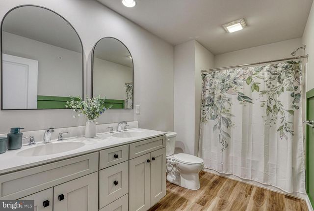 1340 STATION HOUSE LN, Mechanicsburg, PA 17055