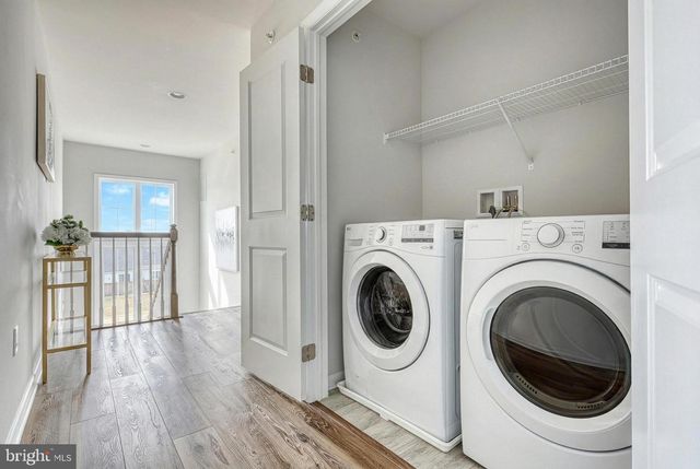 1340 STATION HOUSE LN, Mechanicsburg, PA 17055