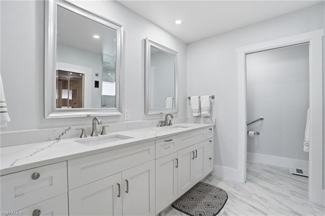 8009 Lagoon RD, Fort Myers Beach, FL 33931