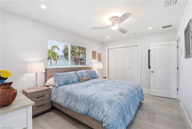 8009 Lagoon RD, Fort Myers Beach, FL 33931