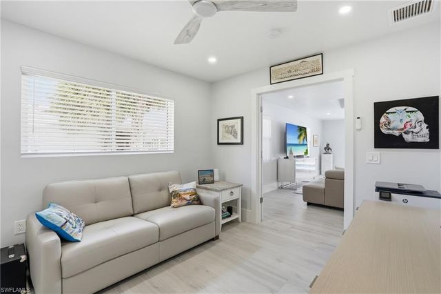 8009 Lagoon RD, Fort Myers Beach, FL 33931