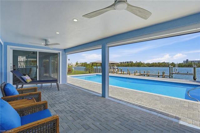 8009 Lagoon RD, Fort Myers Beach, FL 33931