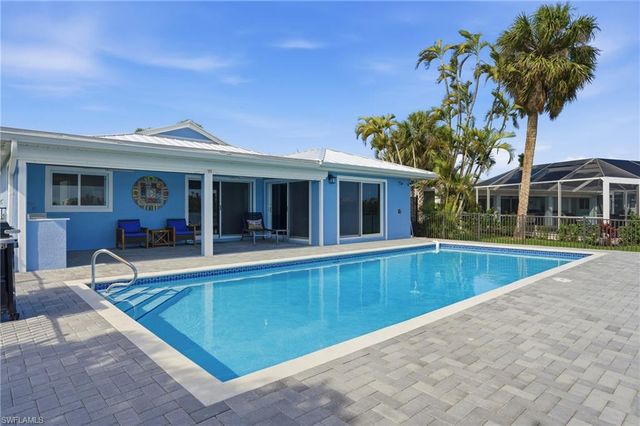 8009 Lagoon RD, Fort Myers Beach, FL 33931