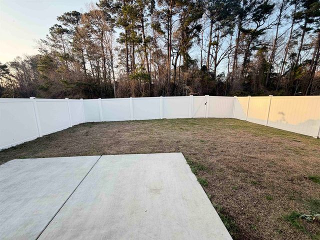 1040 Oak Meadow Dr., Conway, SC 29526