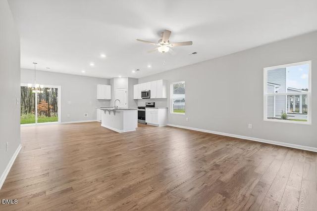 453 Hallingsfield Way, Zebulon, NC 27597