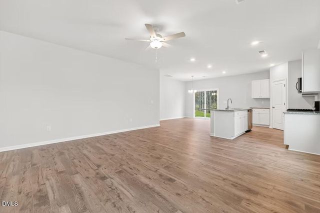 453 Hallingsfield Way, Zebulon, NC 27597