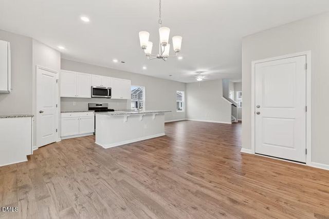 453 Hallingsfield Way, Zebulon, NC 27597