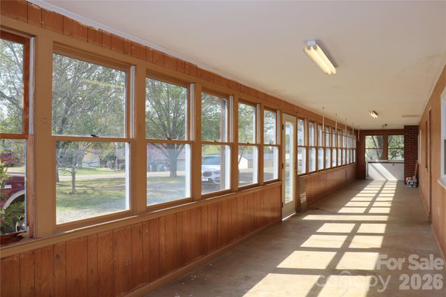 4543 Horseshoe Bend Road, Hudson, NC 28638