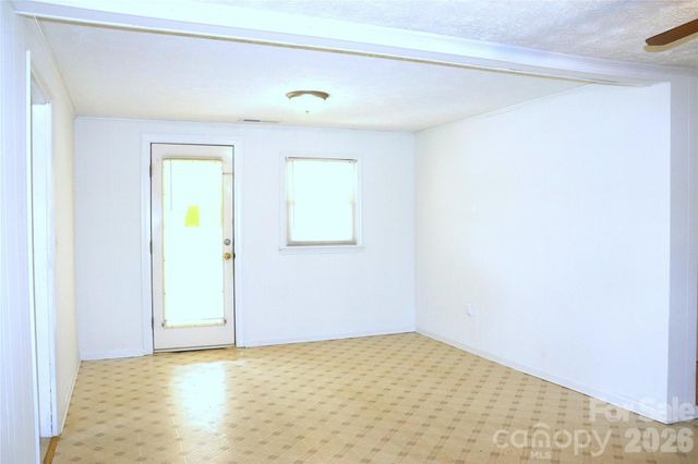 4543 Horseshoe Bend Road, Hudson, NC 28638