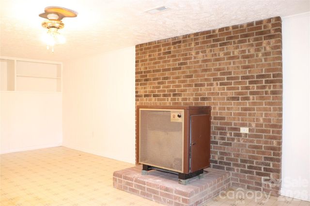 4543 Horseshoe Bend Road, Hudson, NC 28638