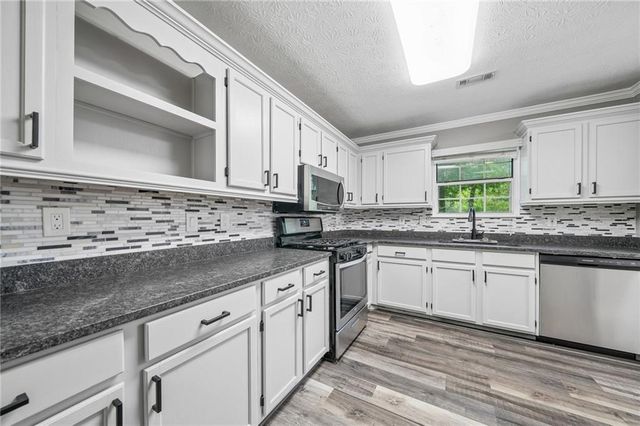 185 Starrs Mill Drive, Senoia, GA 30276