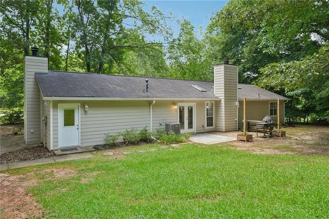 185 Starrs Mill Drive, Senoia, GA 30276