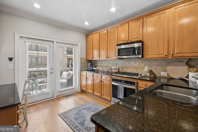 6409 Paulson Place, Sandy Springs, GA 30328