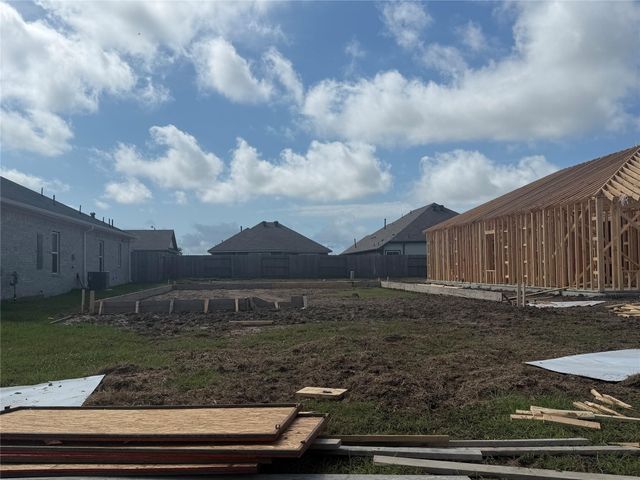 2520 Rose Quartz Drive, Texas City, TX 77591