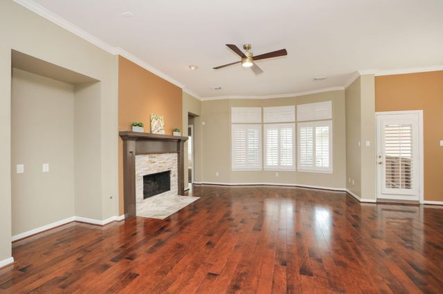 26 Dove Trace Circle, The Woodlands, TX 77382
