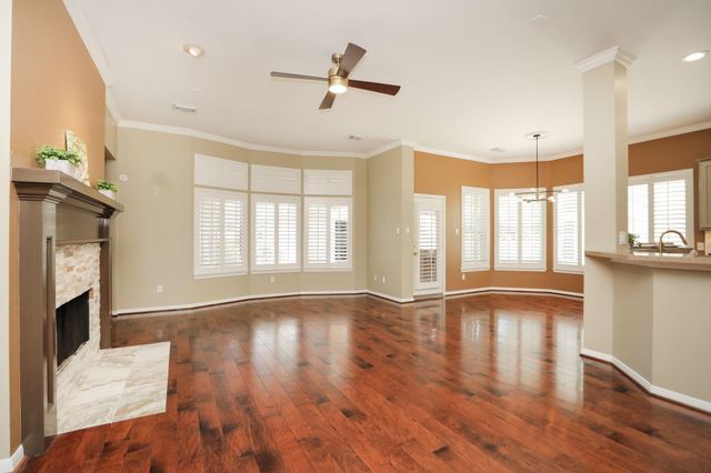 26 Dove Trace Circle, The Woodlands, TX 77382