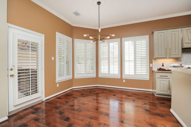 26 Dove Trace Circle, The Woodlands, TX 77382