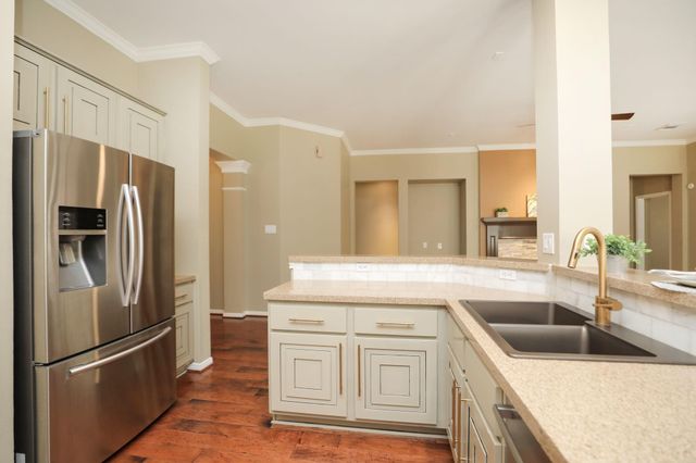 26 Dove Trace Circle, The Woodlands, TX 77382