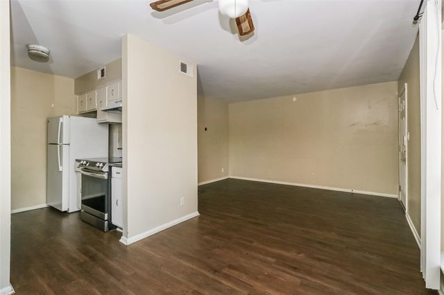 500 E Riverside DR 135, Austin, TX 78704