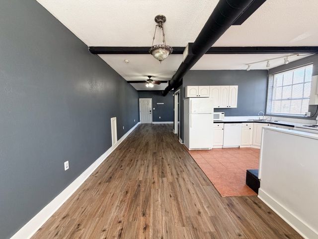 1300 W Main Street 202, Waxahachie, TX 75165