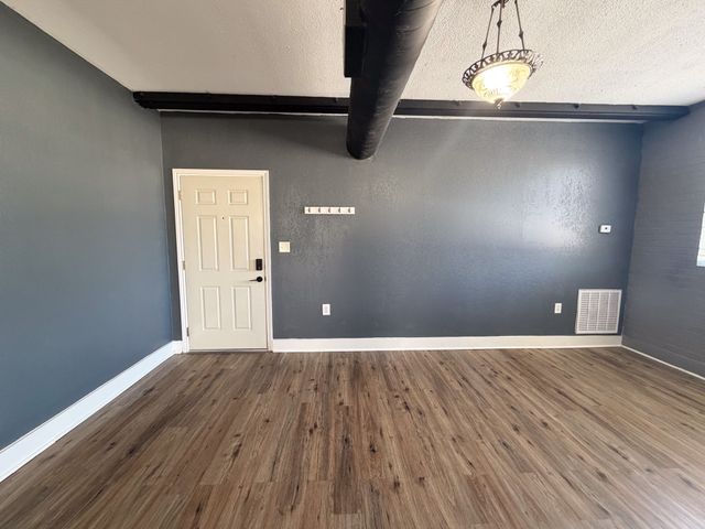 1300 W Main Street 202, Waxahachie, TX 75165