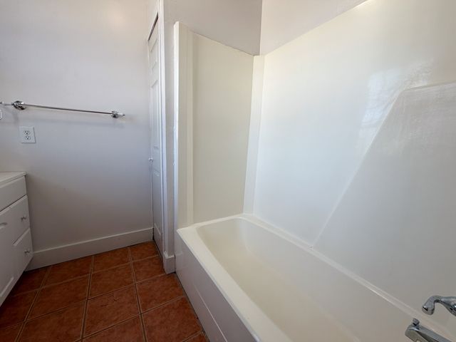 1300 W Main Street 202, Waxahachie, TX 75165