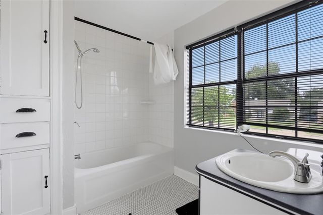 2120 NW 29th Street, Oklahoma City, OK 73107