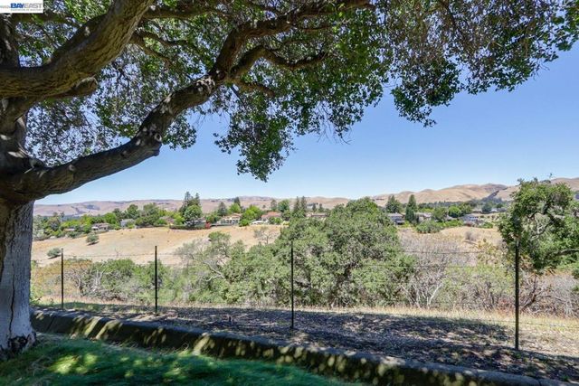 43354 Banda Ter, Fremont, CA 94539